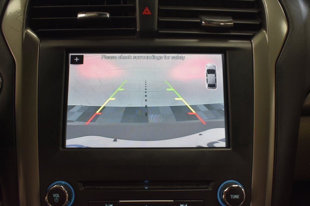 2017 Ford Fusion Hybrid SE