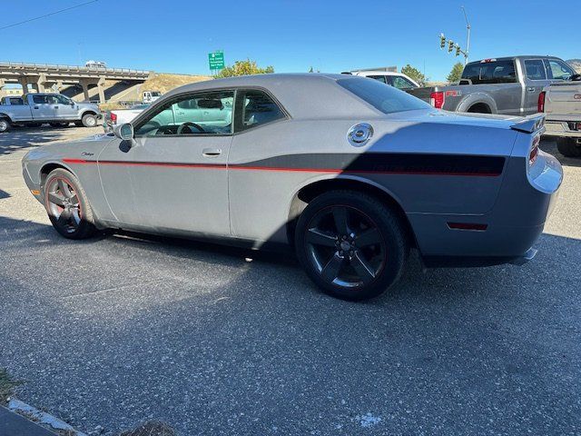 2014 Dodge Challenger R/T photo 6