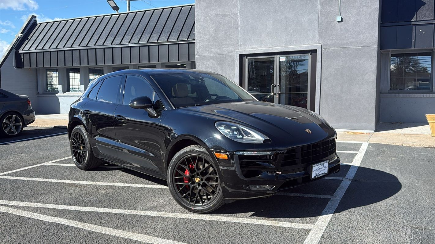 2018 Porsche Macan Macan GTS