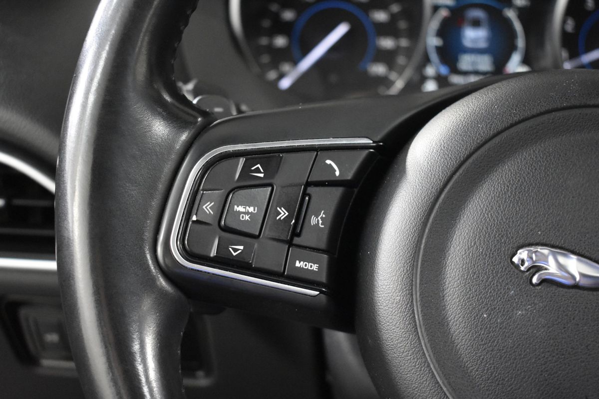 2018 Jaguar F-PACE 35t Premium