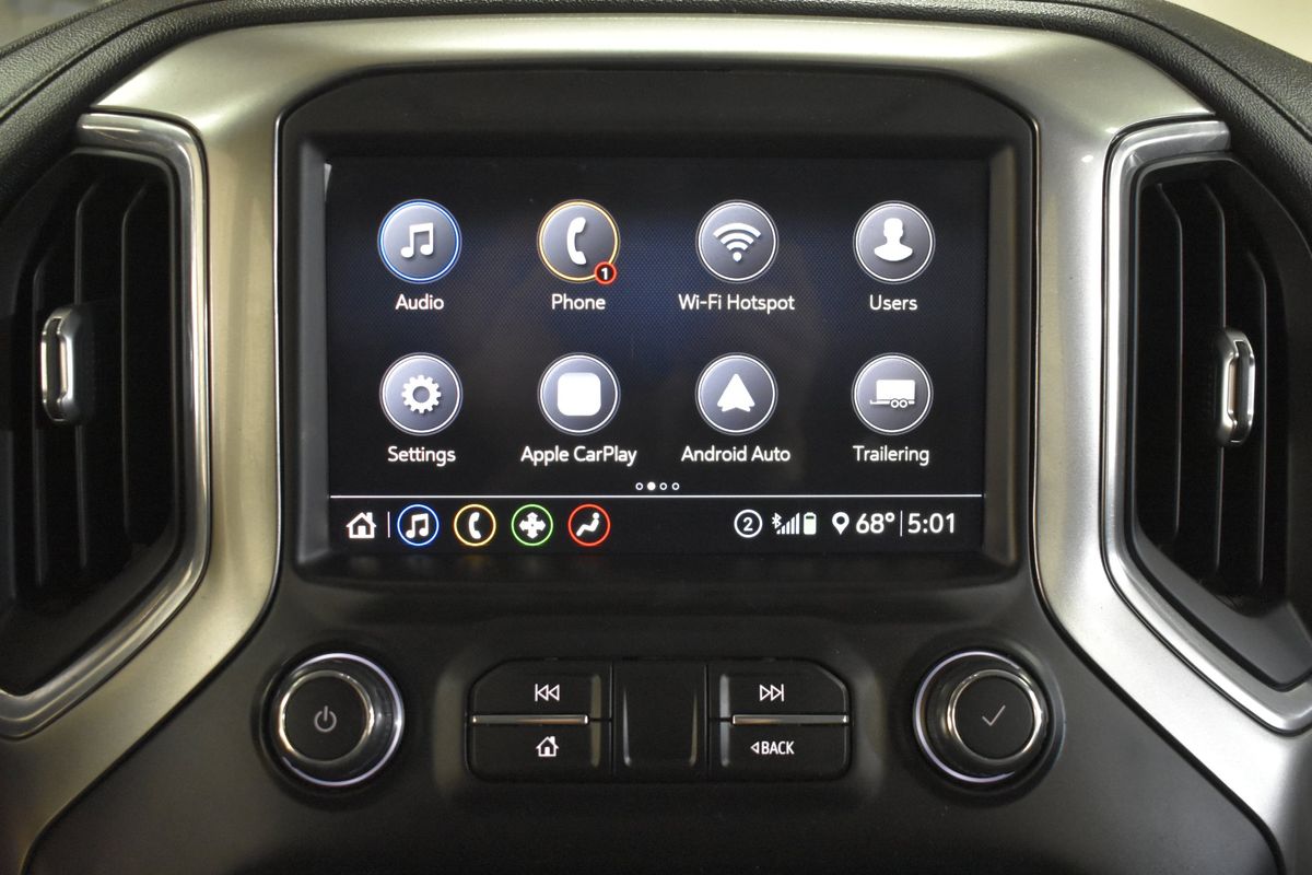 2020 Chevrolet Silverado 1500 4WD Crew Cab Short Bed RST