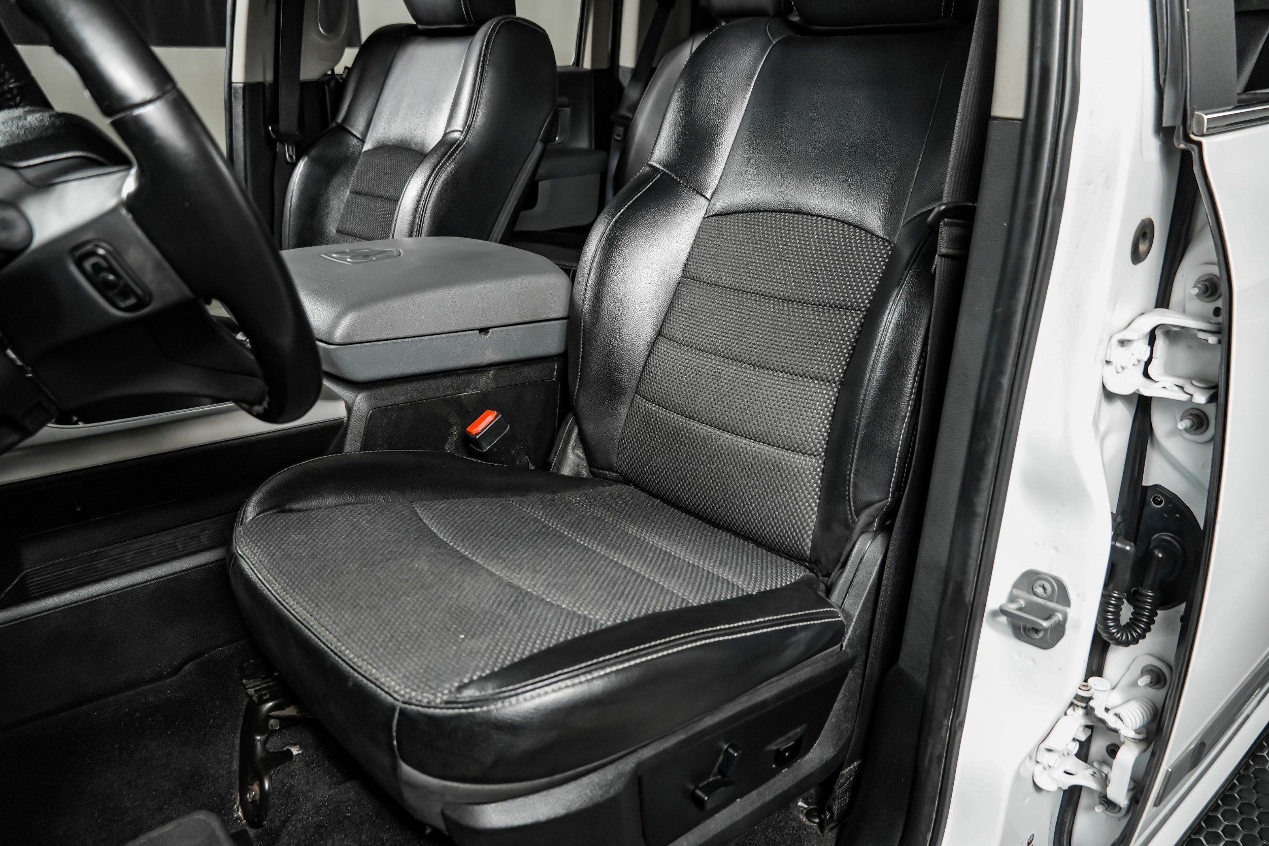 2017 RAM Ram 1500 Pickup Lone Star Silver - Photo 29