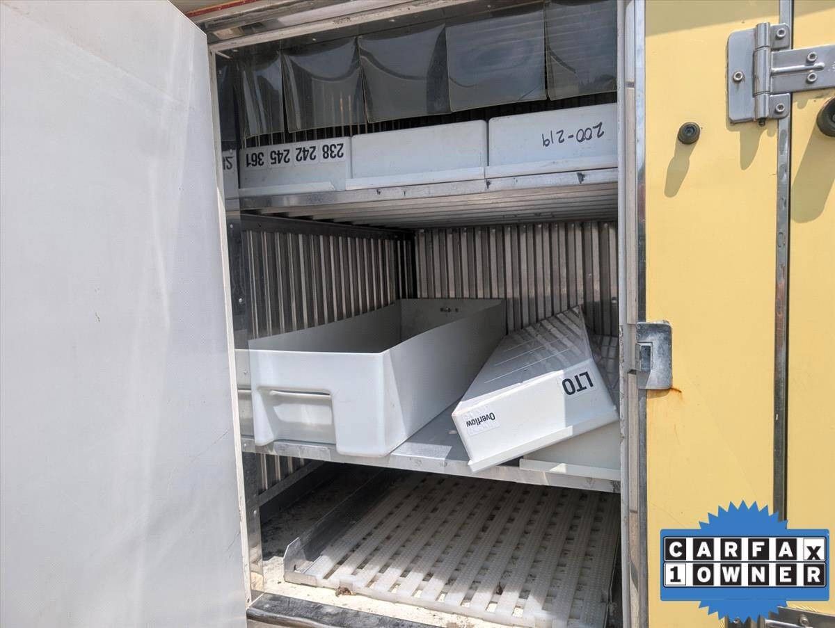 2019 Ford E-450 photo 22