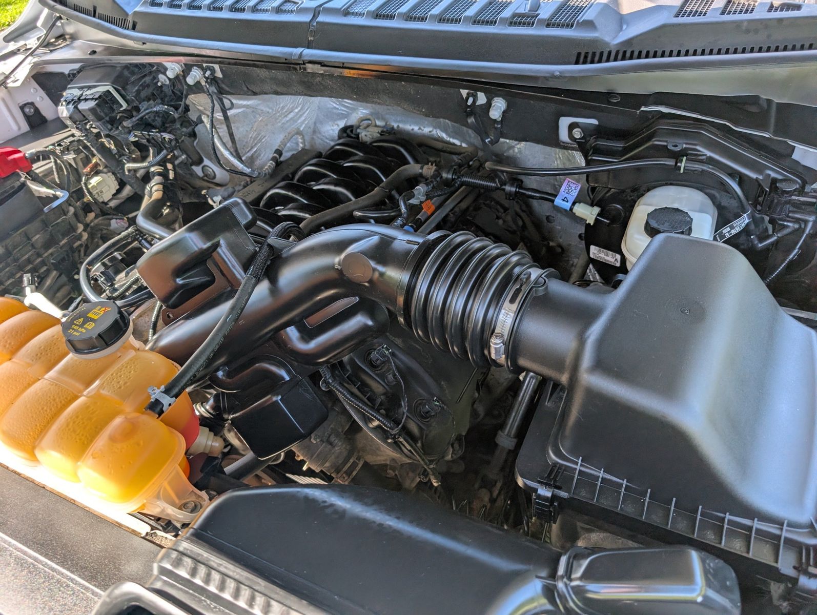 2015 Ford F-150 84
