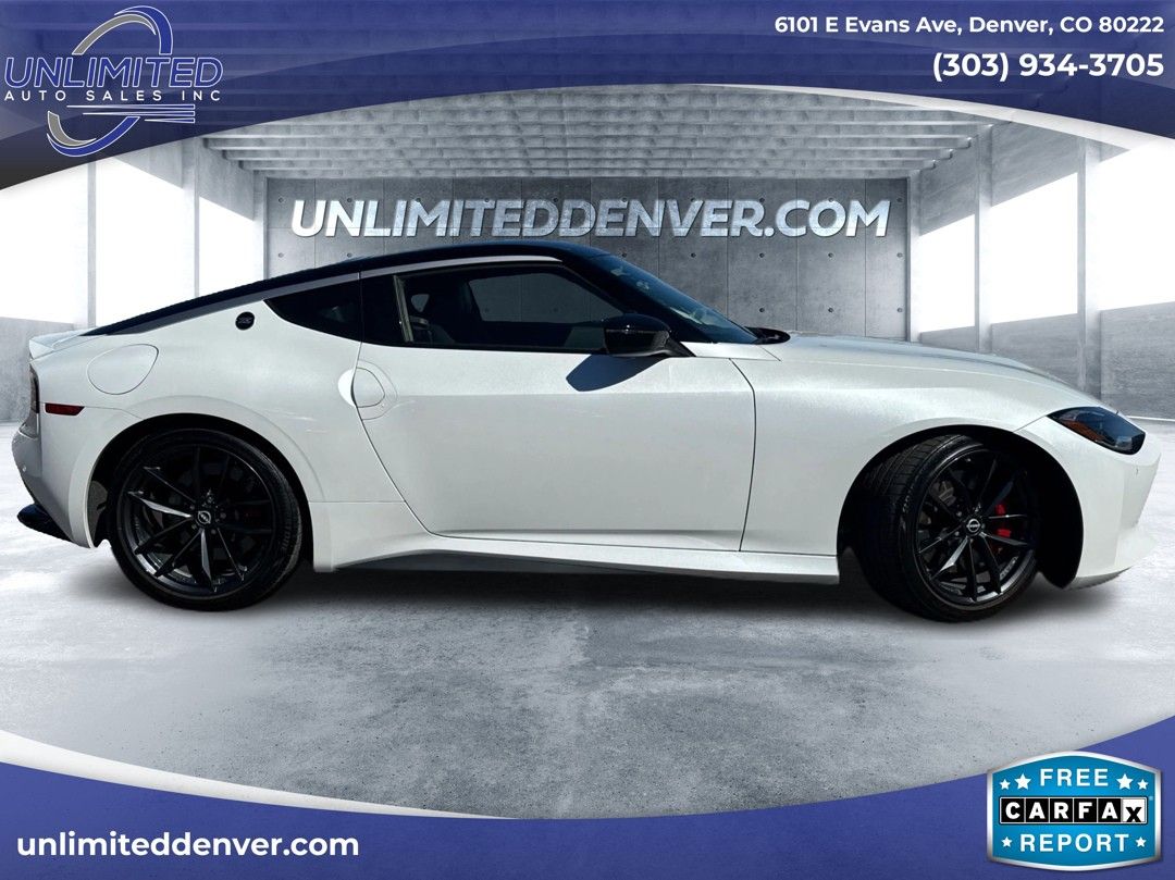 2024 Nissan Z Performance photo 2