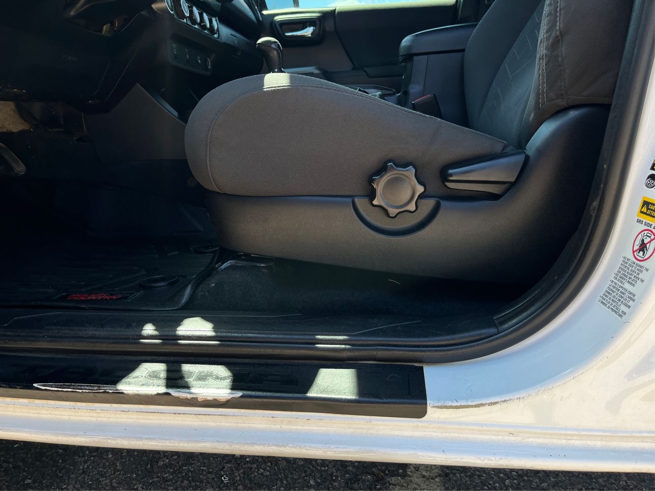 2017 Toyota Tacoma TRD Sport - Photo 21