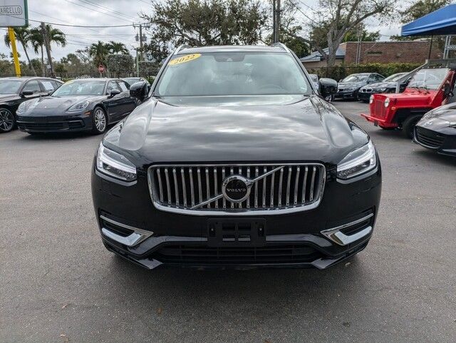 2022 Volvo XC90 Inscription photo 2