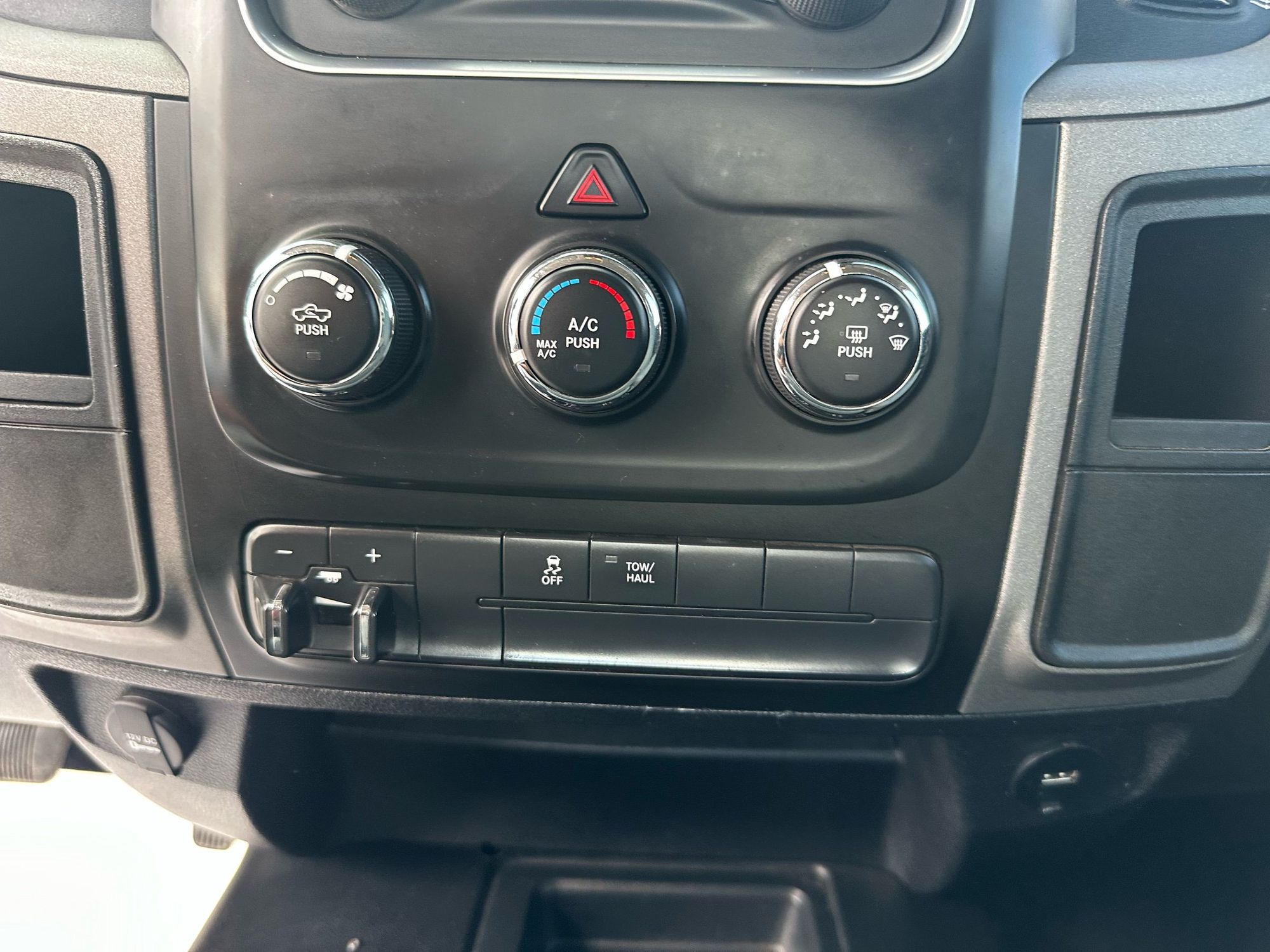 2015 Ram 2500 Tradesman photo 39