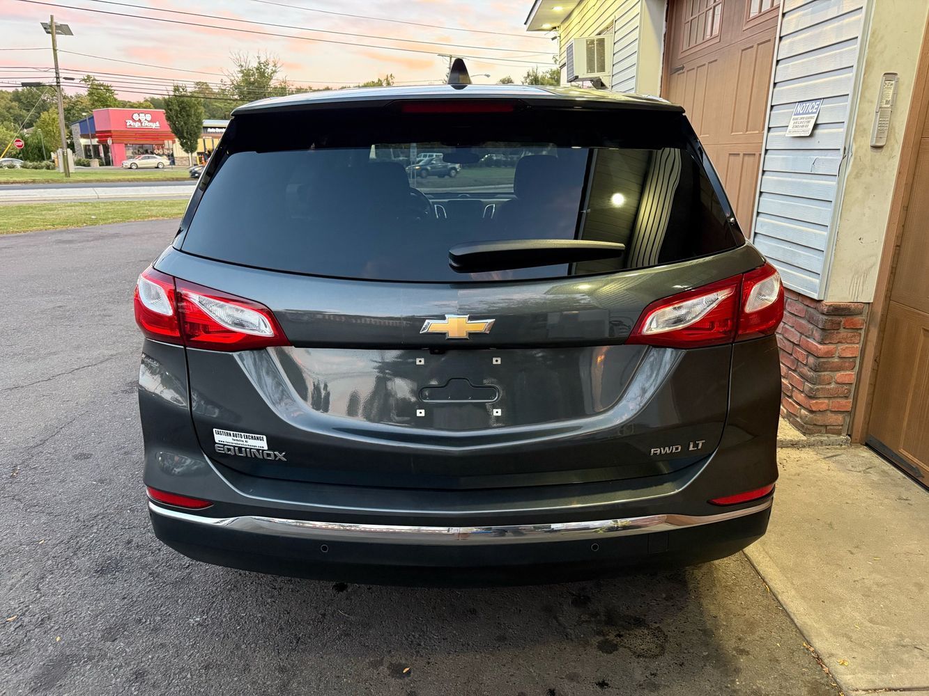 2021 Chevrolet Equinox LT photo 4