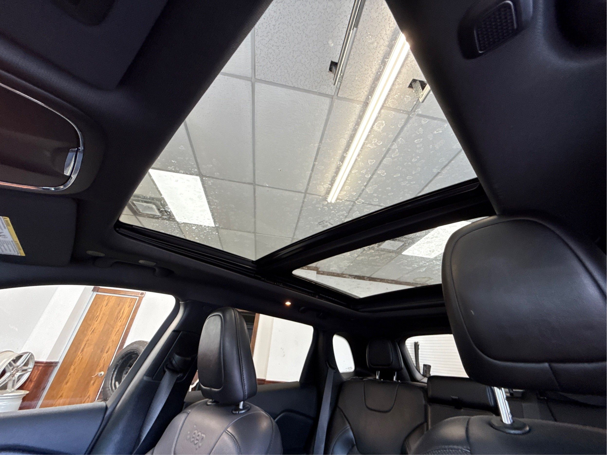 2020 Jeep Cherokee High Altitude - Photo 23