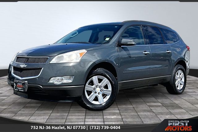 Gold 2011 Chevrolet Traverse SUV / Crossover Front-Wheel Drive 6-Speed Automatic