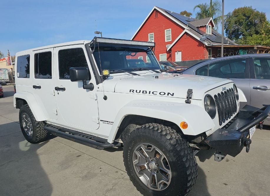 2016 Jeep Wrangler Unlimited Rubicon photo 19