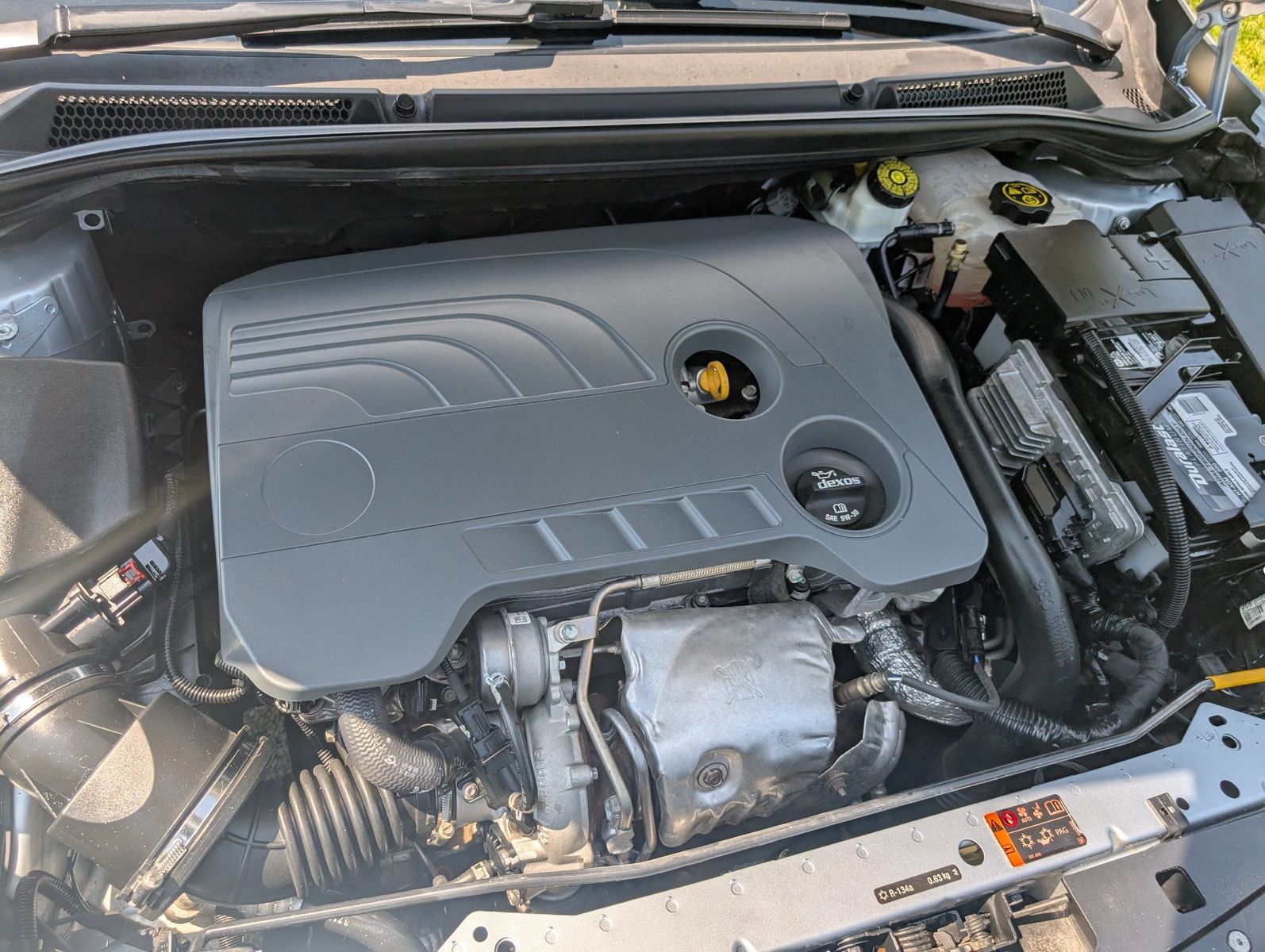 2016 Buick Cascada 78