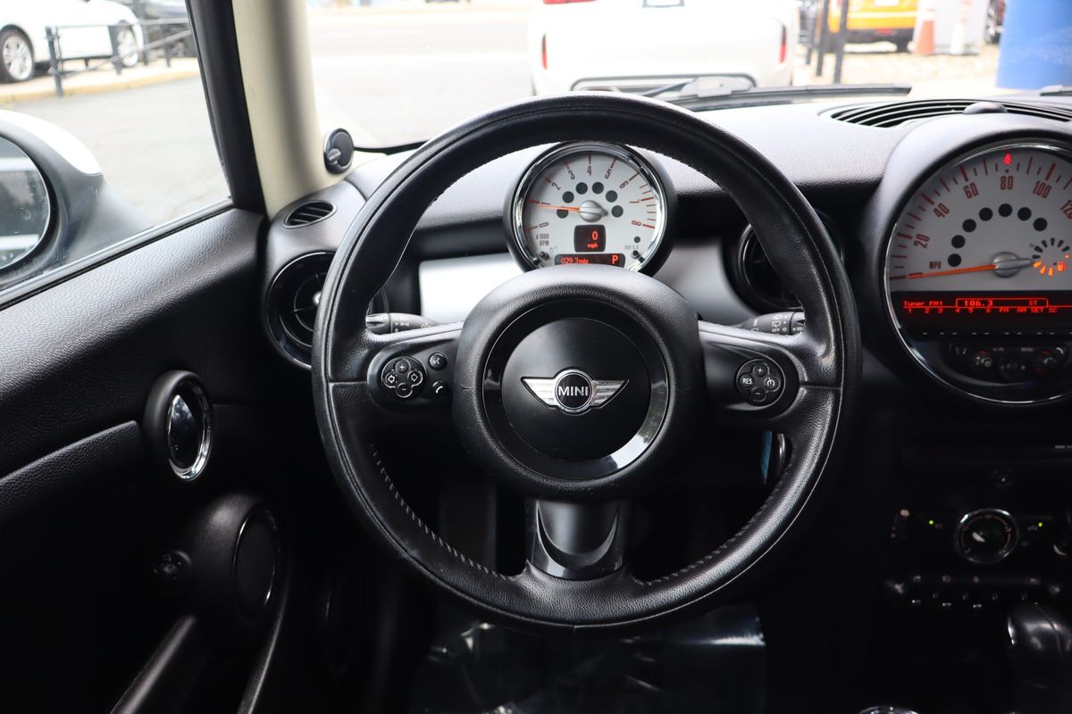 2012 MINI Cooper Hardtop 