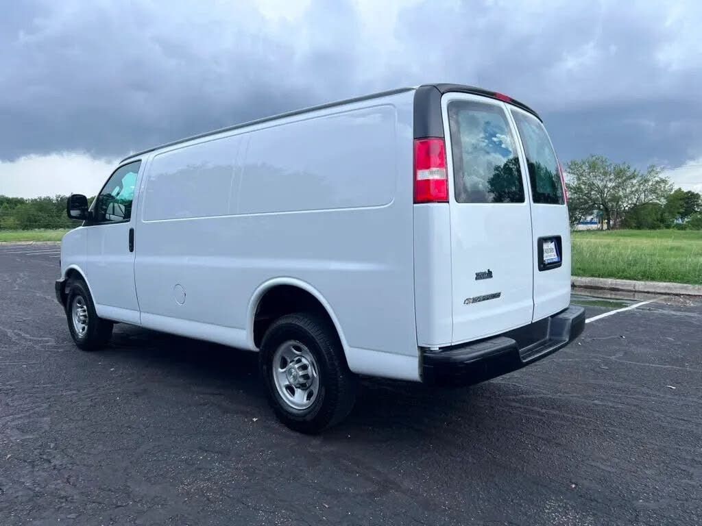 2021 Chevrolet Express Cargo #9