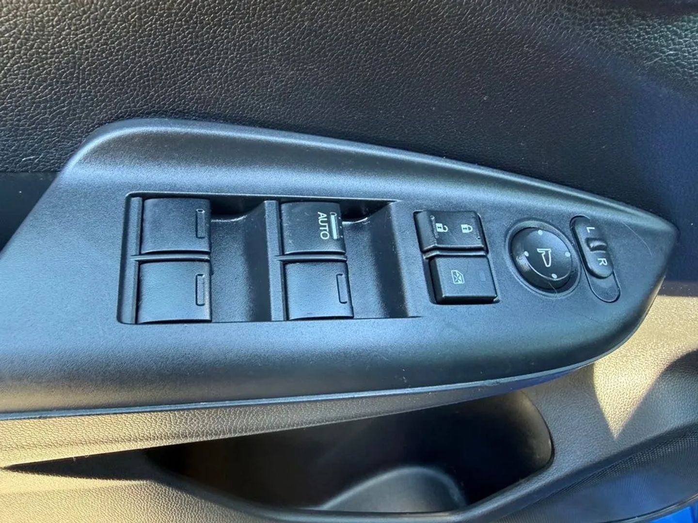 2015 Honda Fit EX - Photo 8