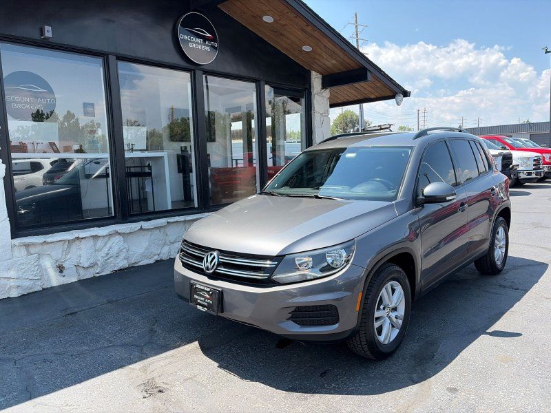 2016 Volkswagen Tiguan S