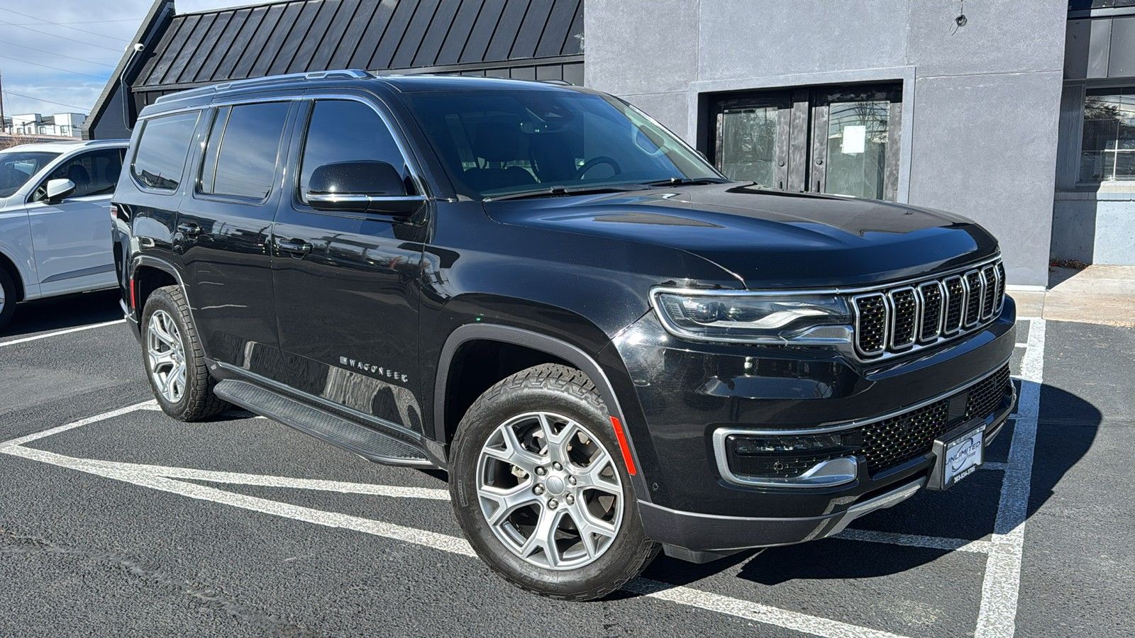 2022 Jeep Wagoneer Series II's photo