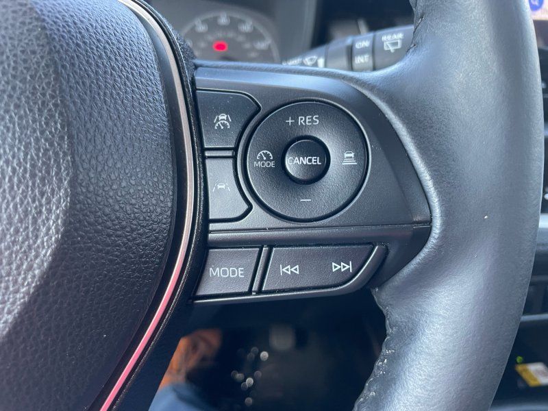 2023 Toyota Corolla Cross LE - Photo 12