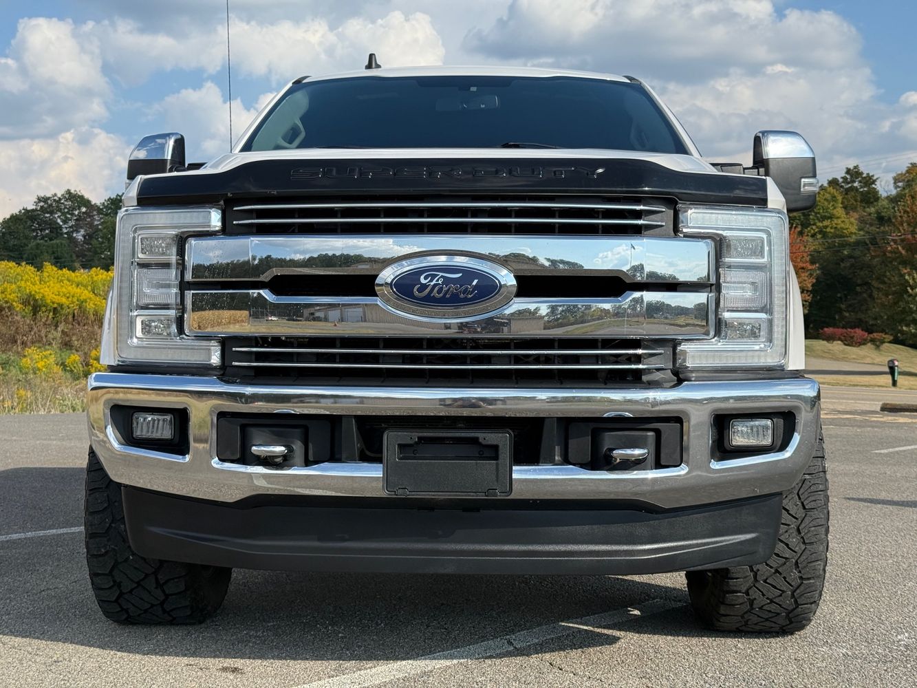2019 Ford F-250 Lariat photo 2