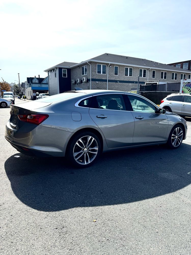 2023 Chevrolet Malibu 1LT photo 4