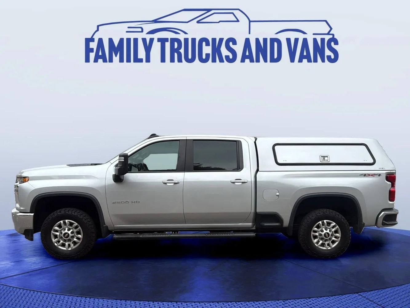 2021 Chevrolet Silverado 2500HD LT photo 2