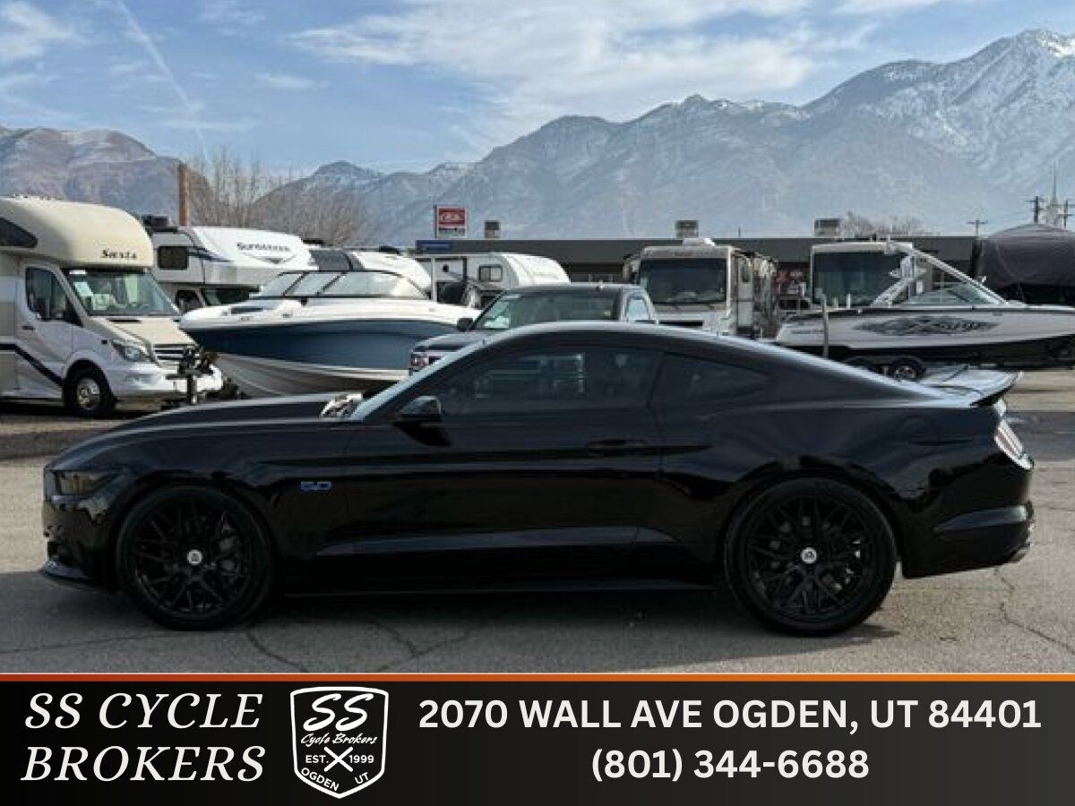 2015 Ford Mustang Base's photo