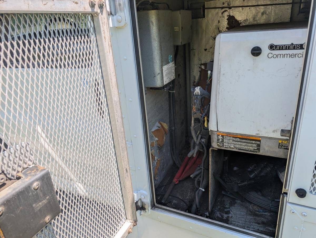 2008 Chevrolet Express Cutaway 61