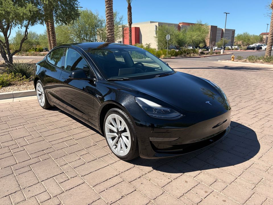 2022 Tesla Model 3 Rear-Wheel Drive
