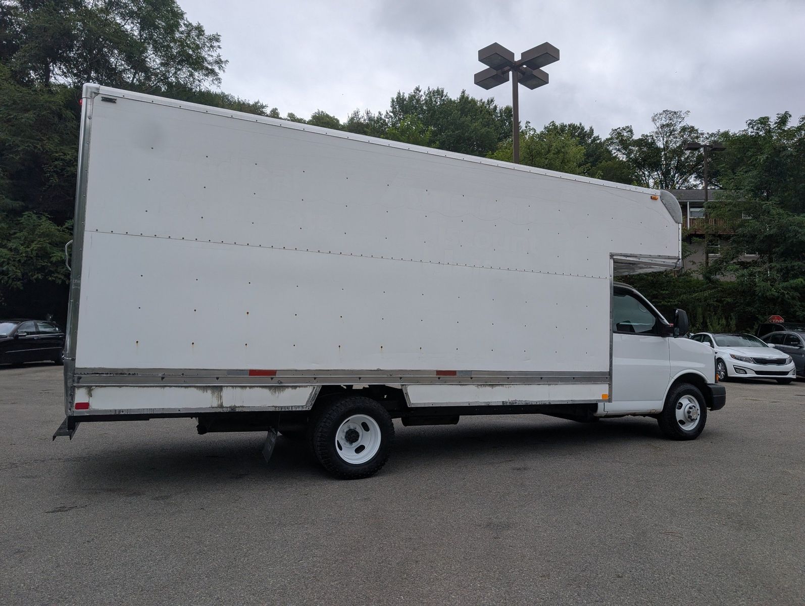 2013 Chevrolet Express 5