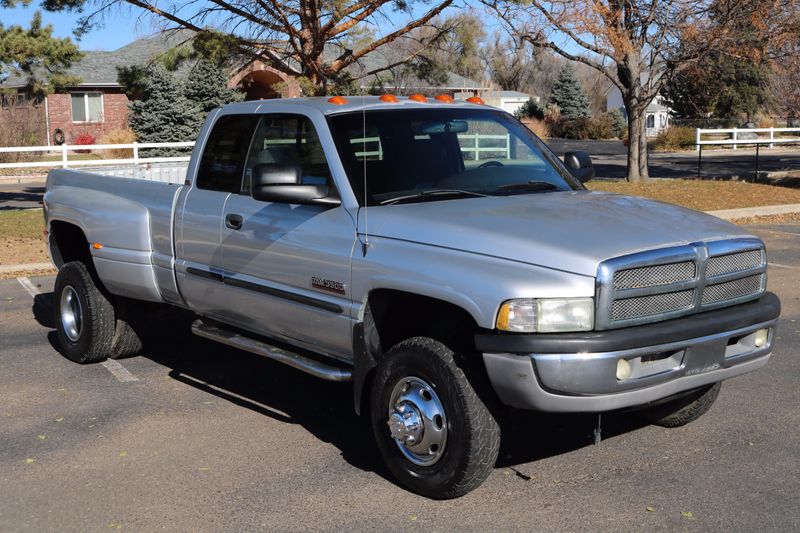 2002 Dodge Ram 3500 Photos