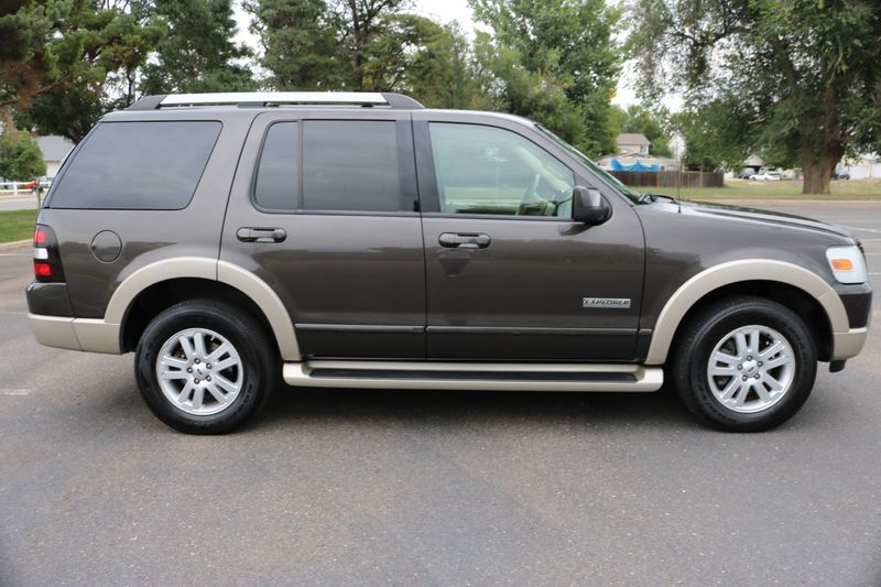 m*z様 00s Eddie Bauer real leather car co Used 2006 Ford Explorer Eddie Bauer For Sale (Sold