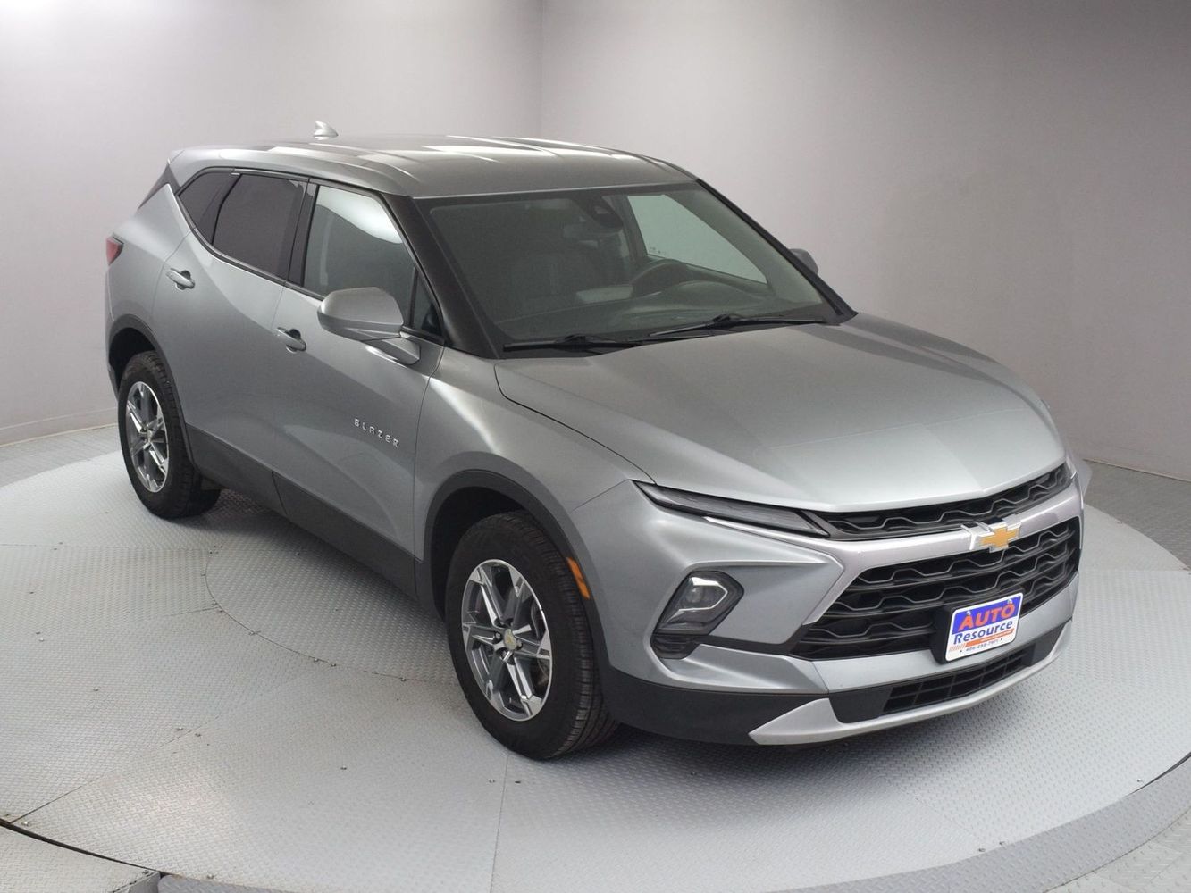 2023 Chevrolet Blazer 2LT photo 3