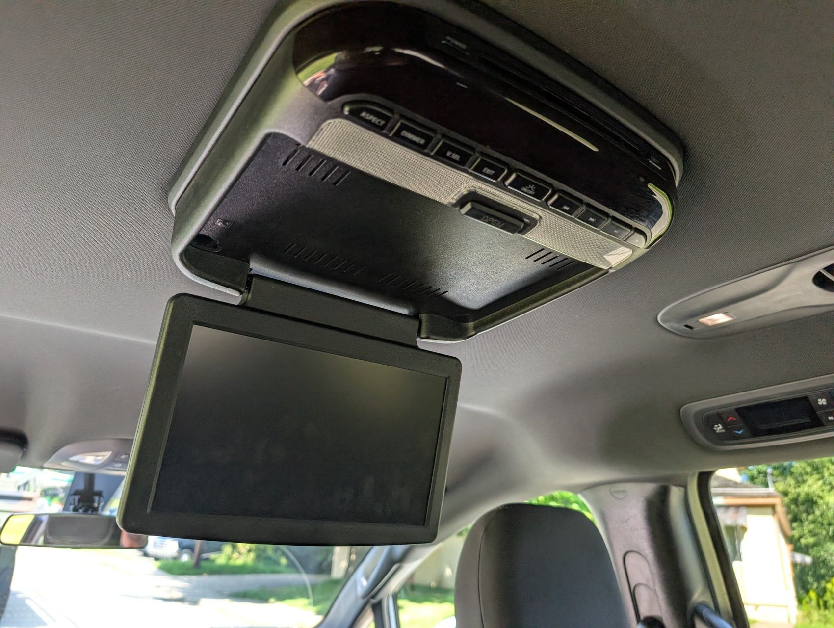 2018 Chrysler Pacifica 53