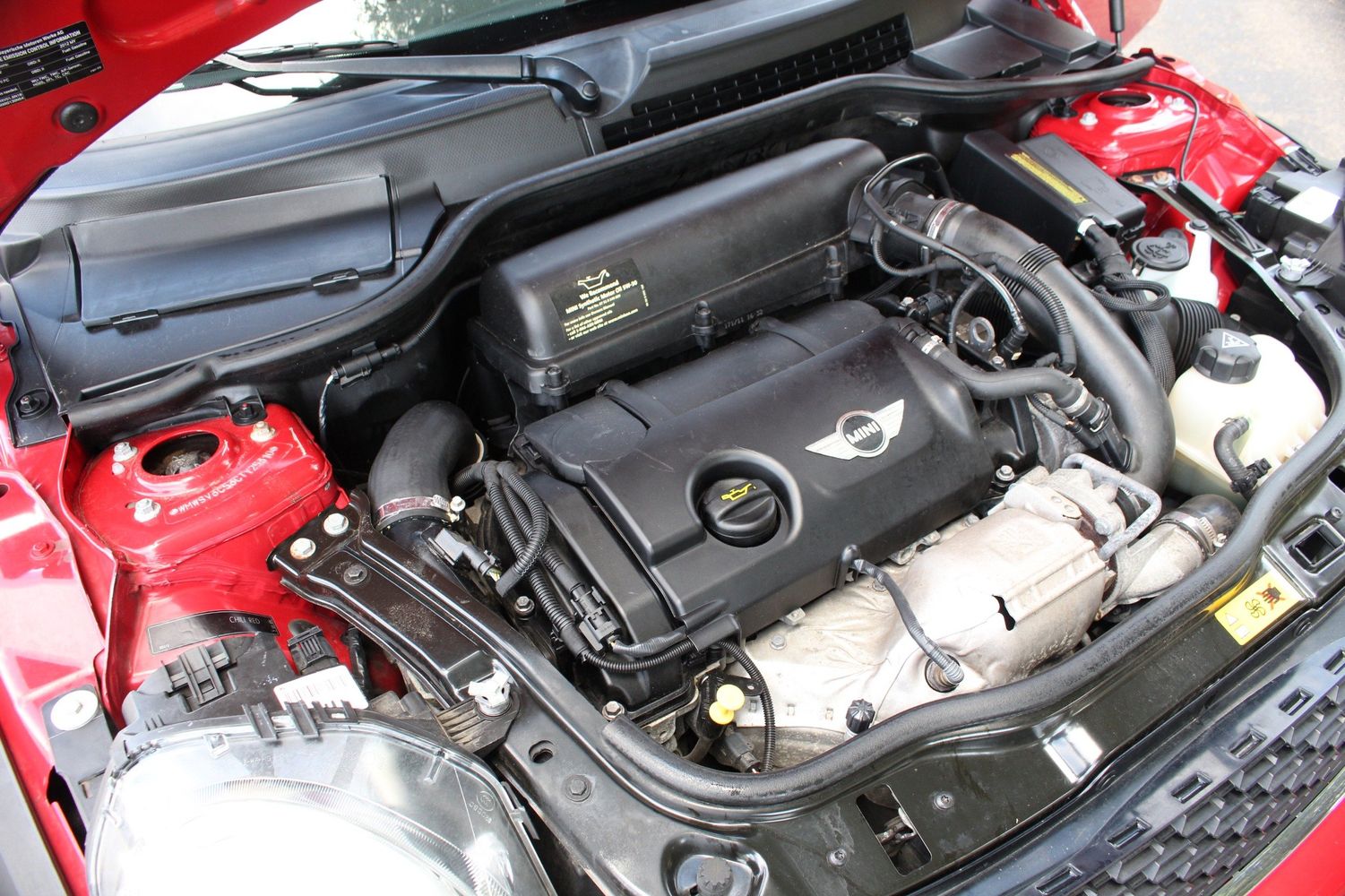 2012 MINI Cooper Hardtop S | Victory Motors of Colorado