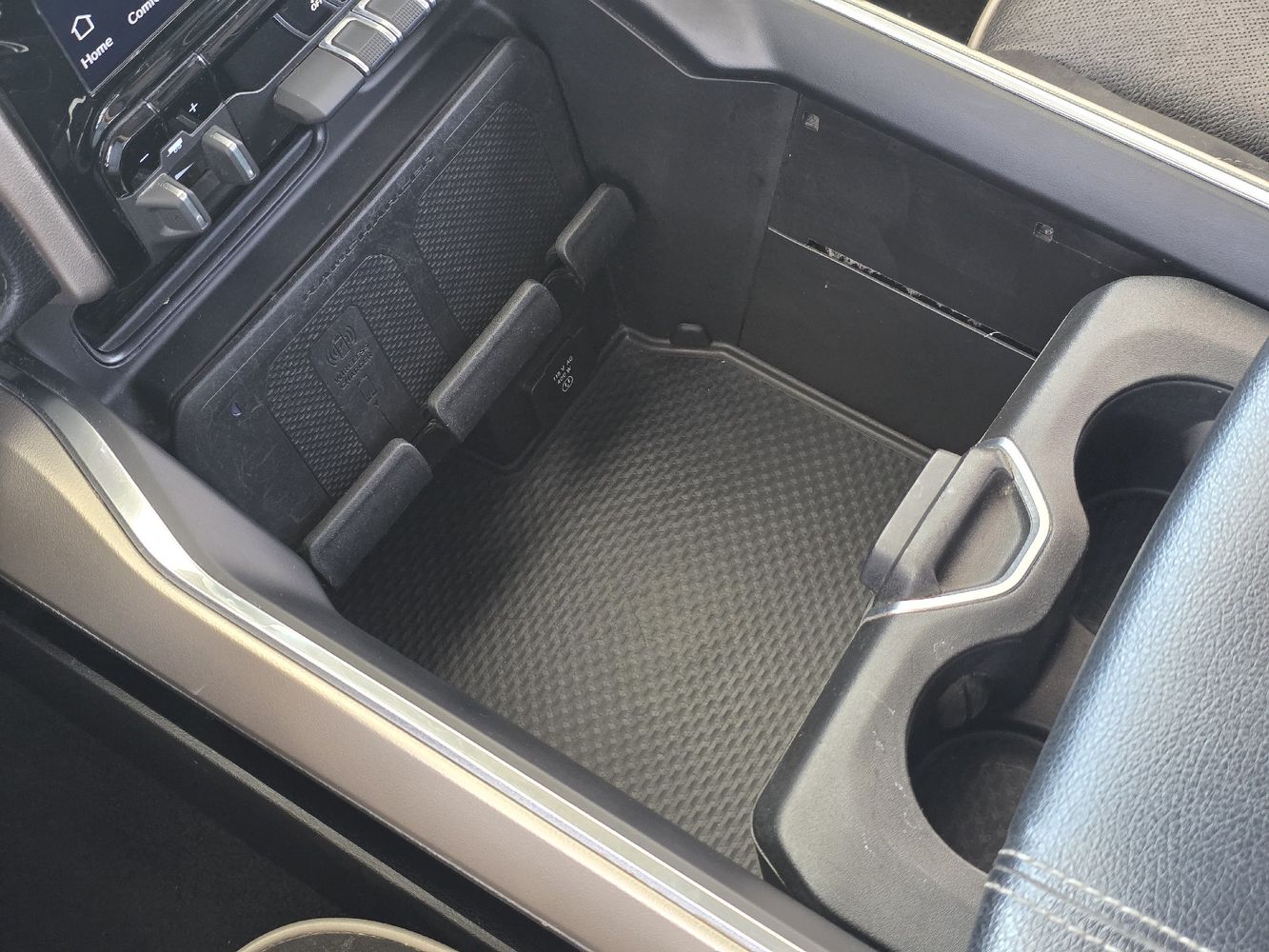 2022 Ram 1500 Laramie photo 16