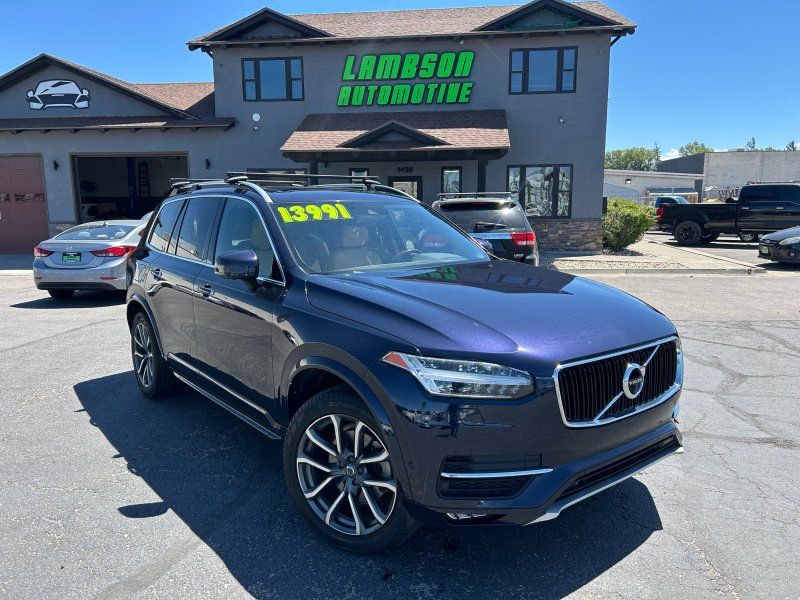 2016 Volvo XC90 T6 AWD Momentum's photo