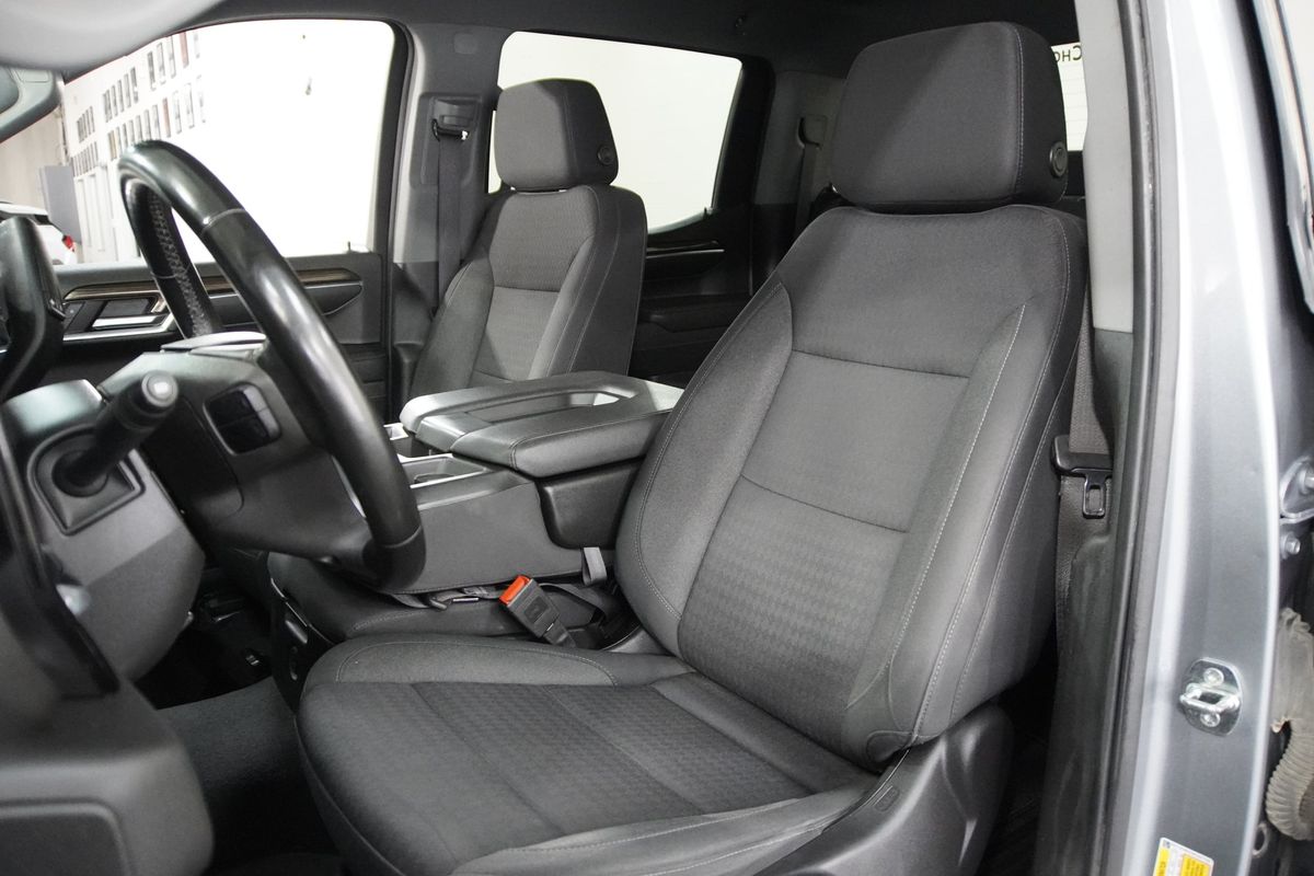 2023 Chevrolet Silverado 1500 4WD Crew Cab Standard Bed LT