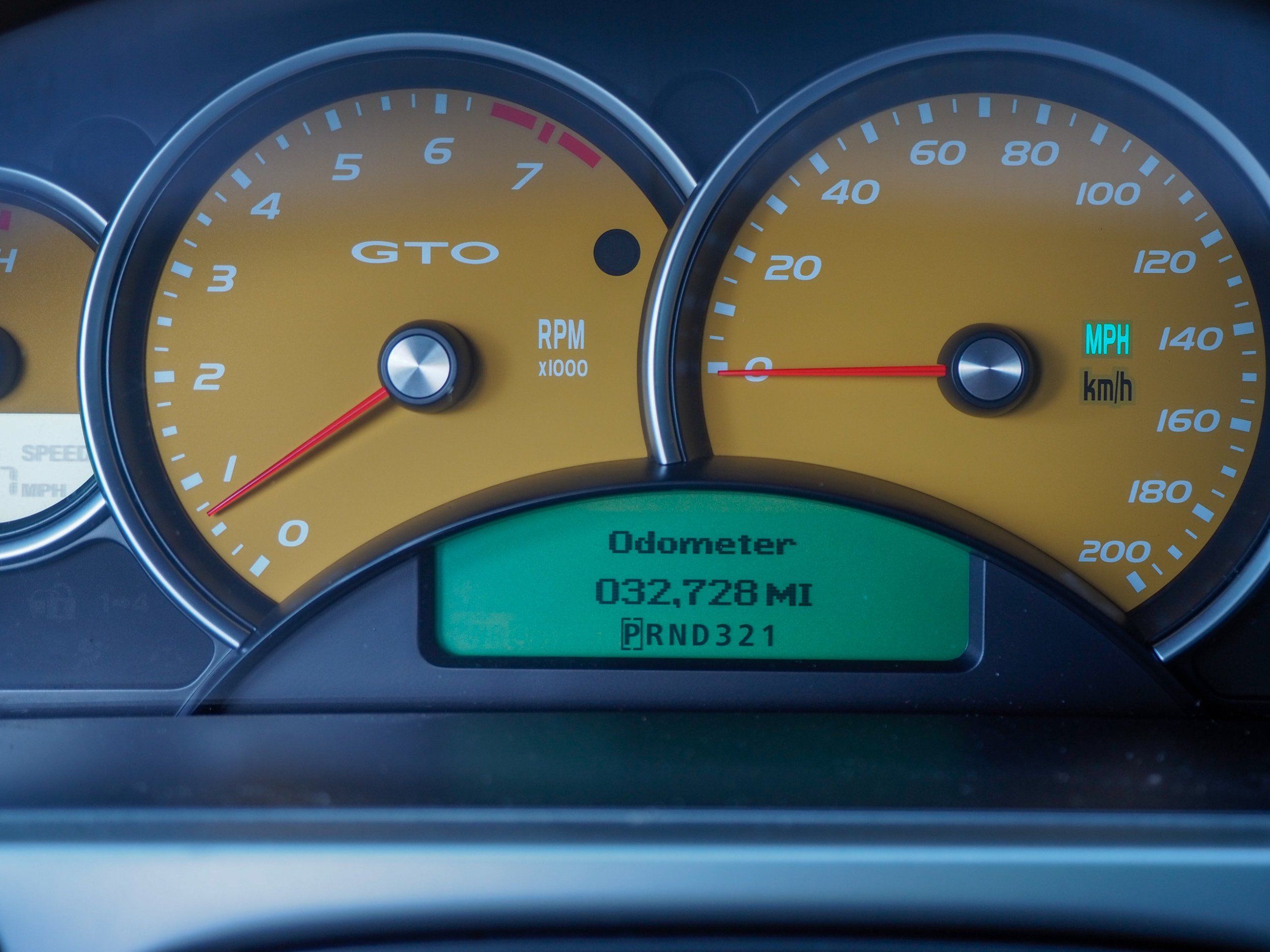 2005 Pontiac GTO Yellow 