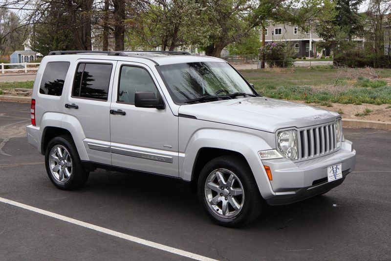 2012 Jeep Liberty Latitude | Victory Motors of Colorado