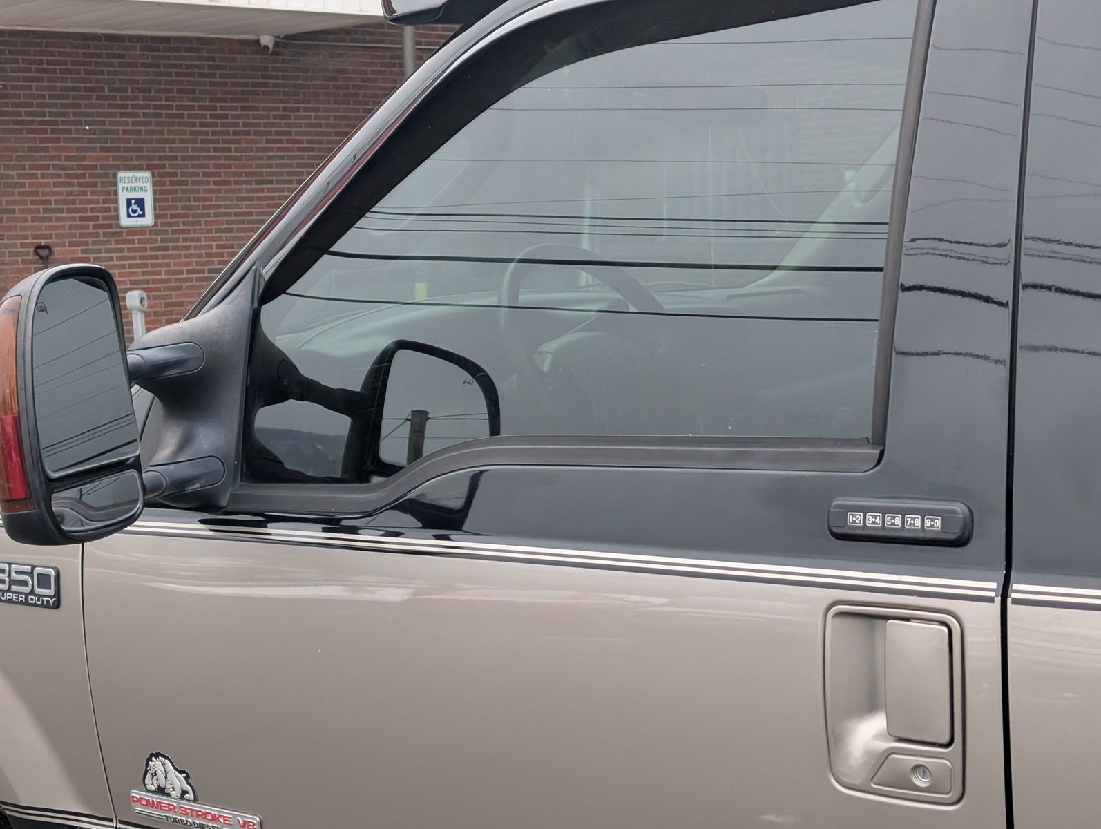 2004 Ford F-350 Super Duty 70