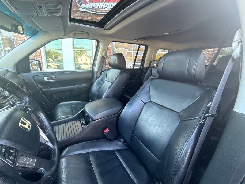 2012 Honda Pilot EX-L photo 12