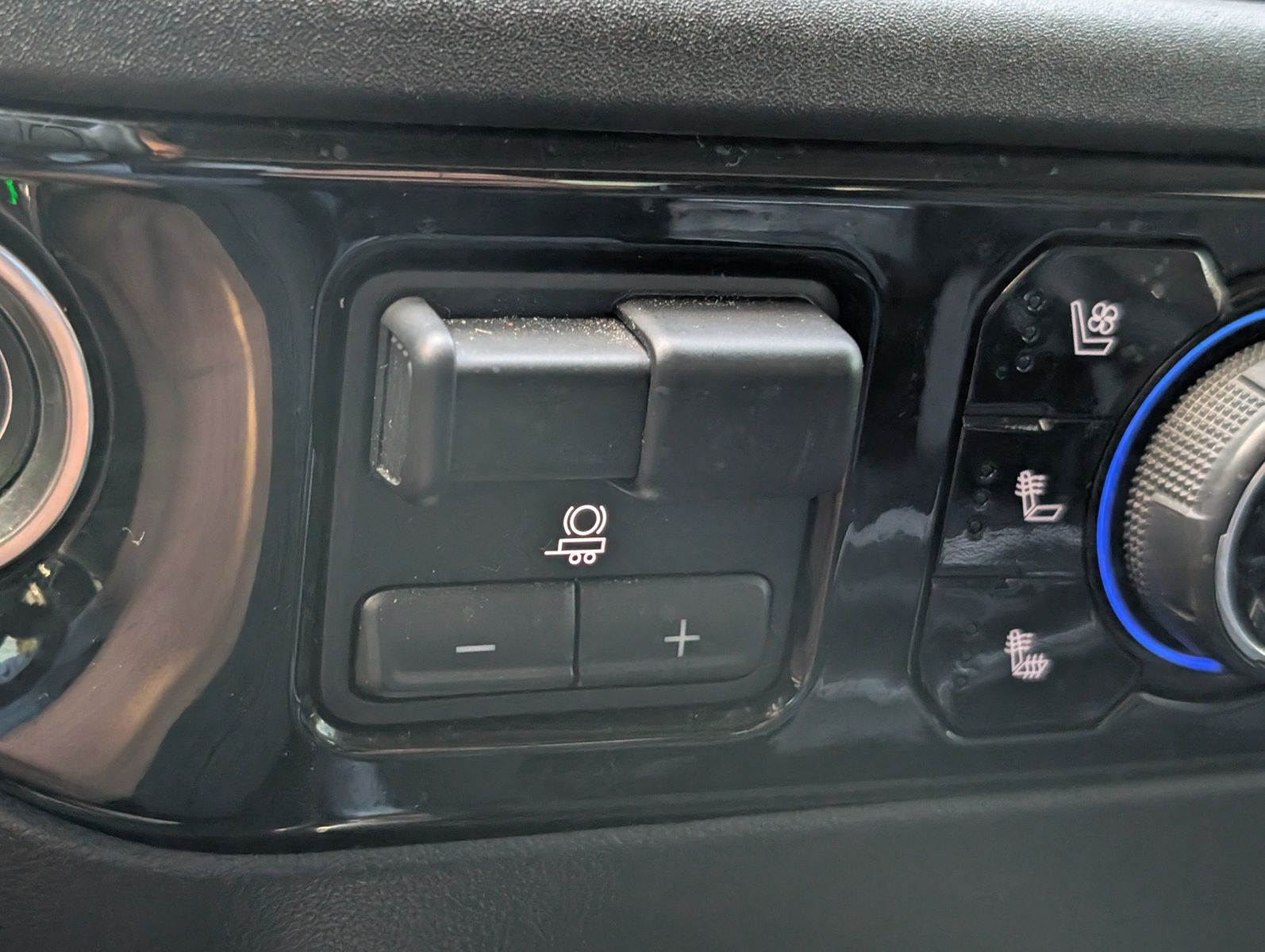 2024 Chevrolet Silverado 2500HD 75