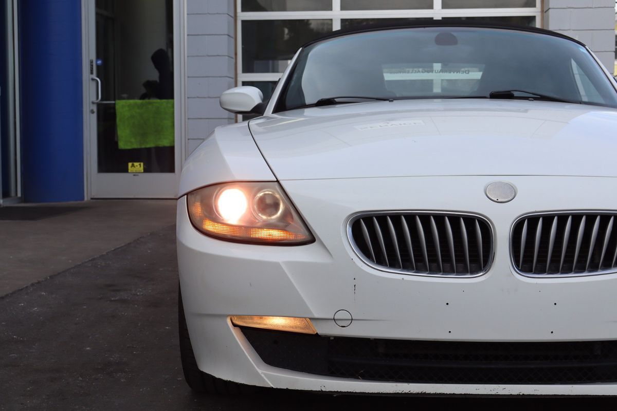 2006 BMW Z4 3.0si