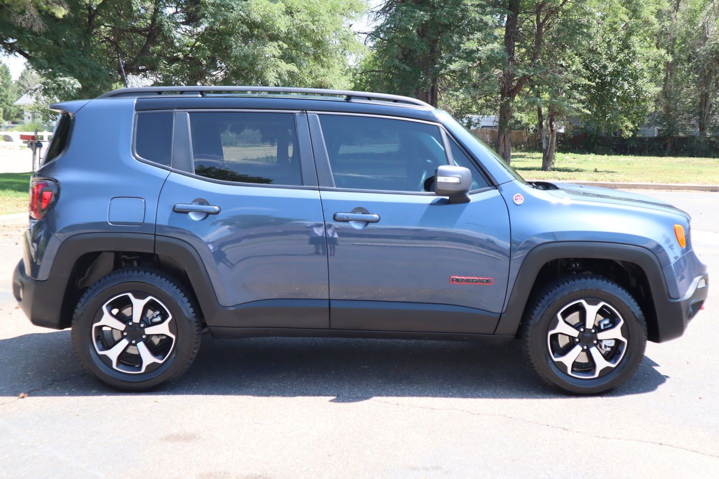 2019 Jeep Renegade Trailhawk | Victory Motors of Colorado
