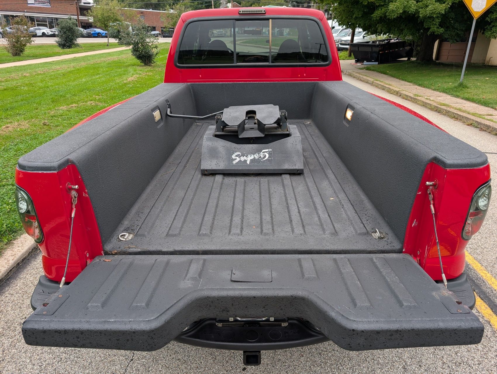 2001 Ford F-550 153