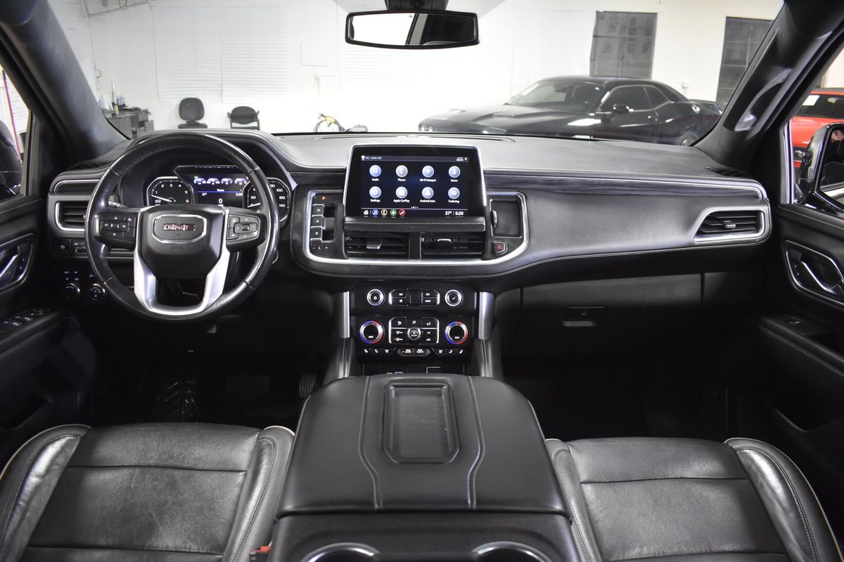 2021 GMC Yukon XL 4WD SLT