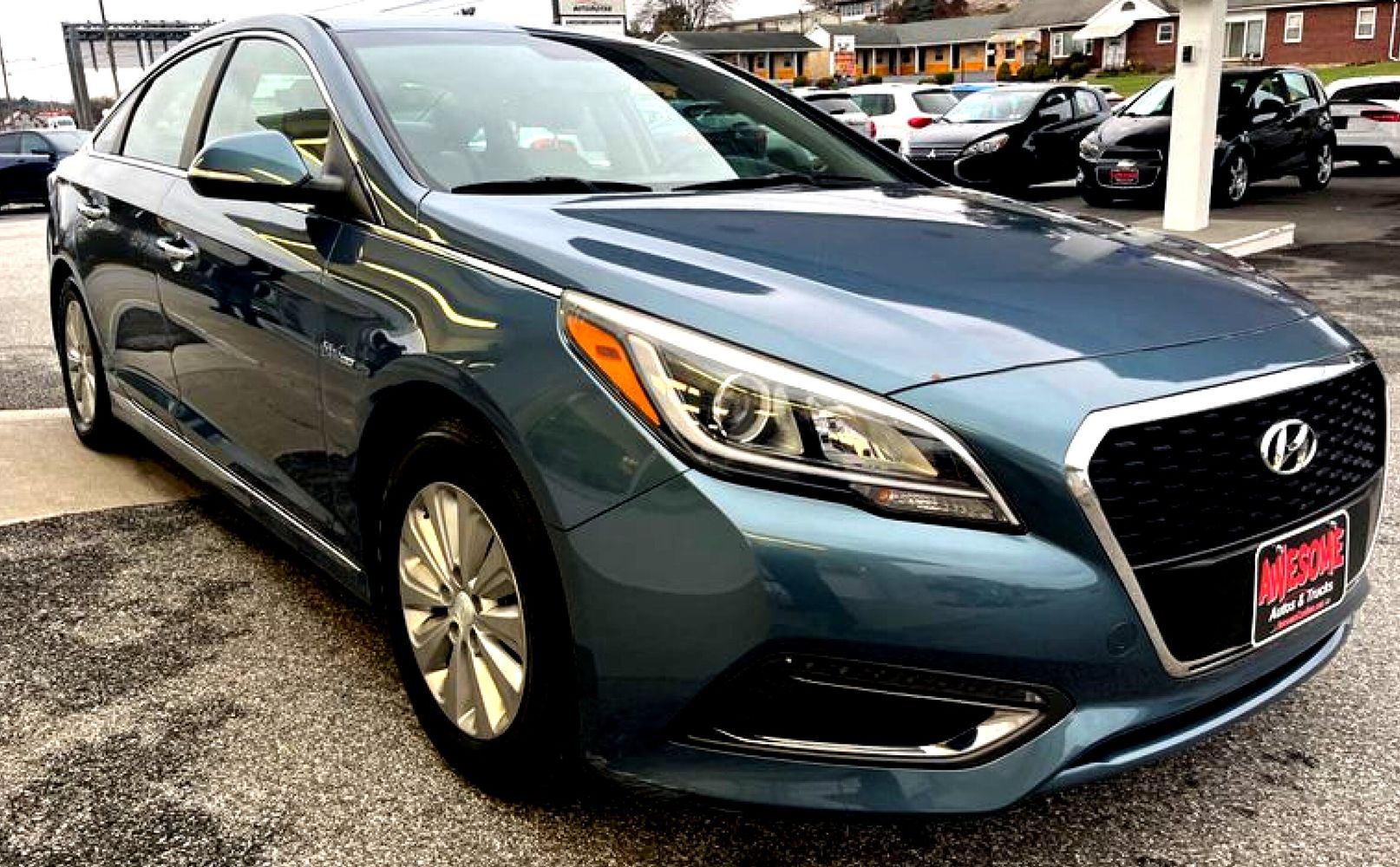 2016 Hyundai Sonata Hybrid SE photo 3