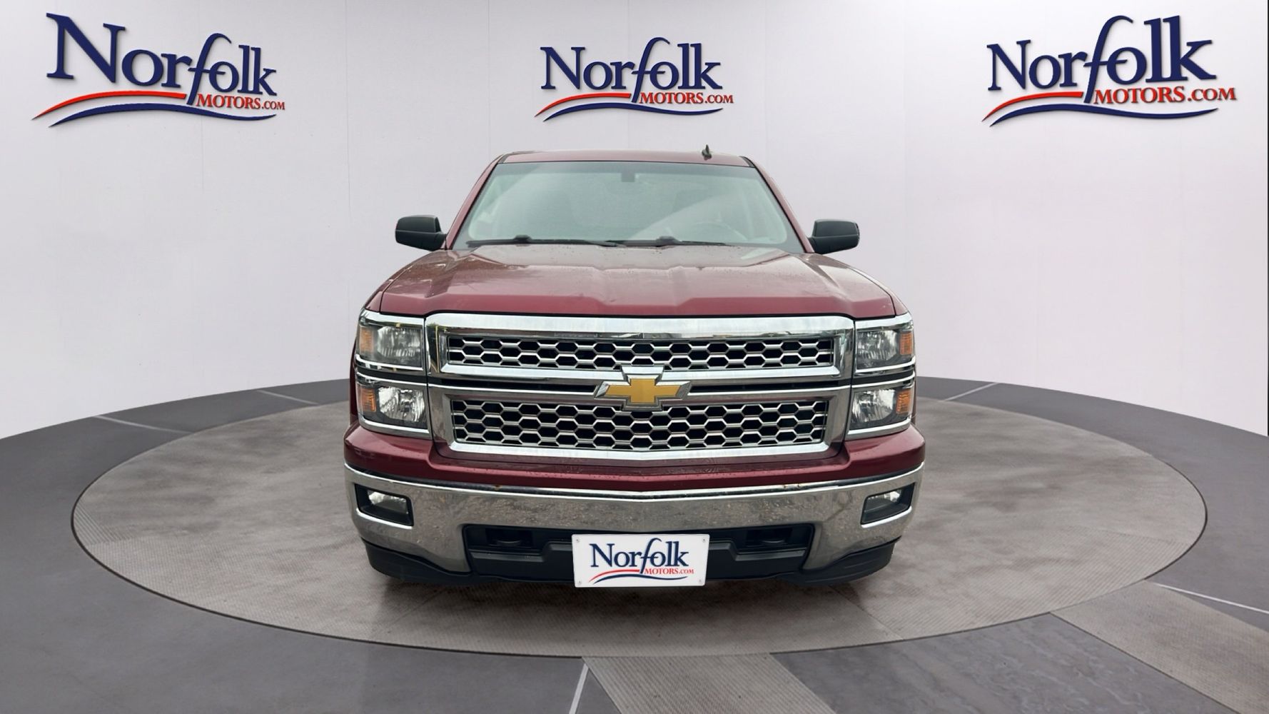 2014 Chevrolet Silverado 1500 photo 2