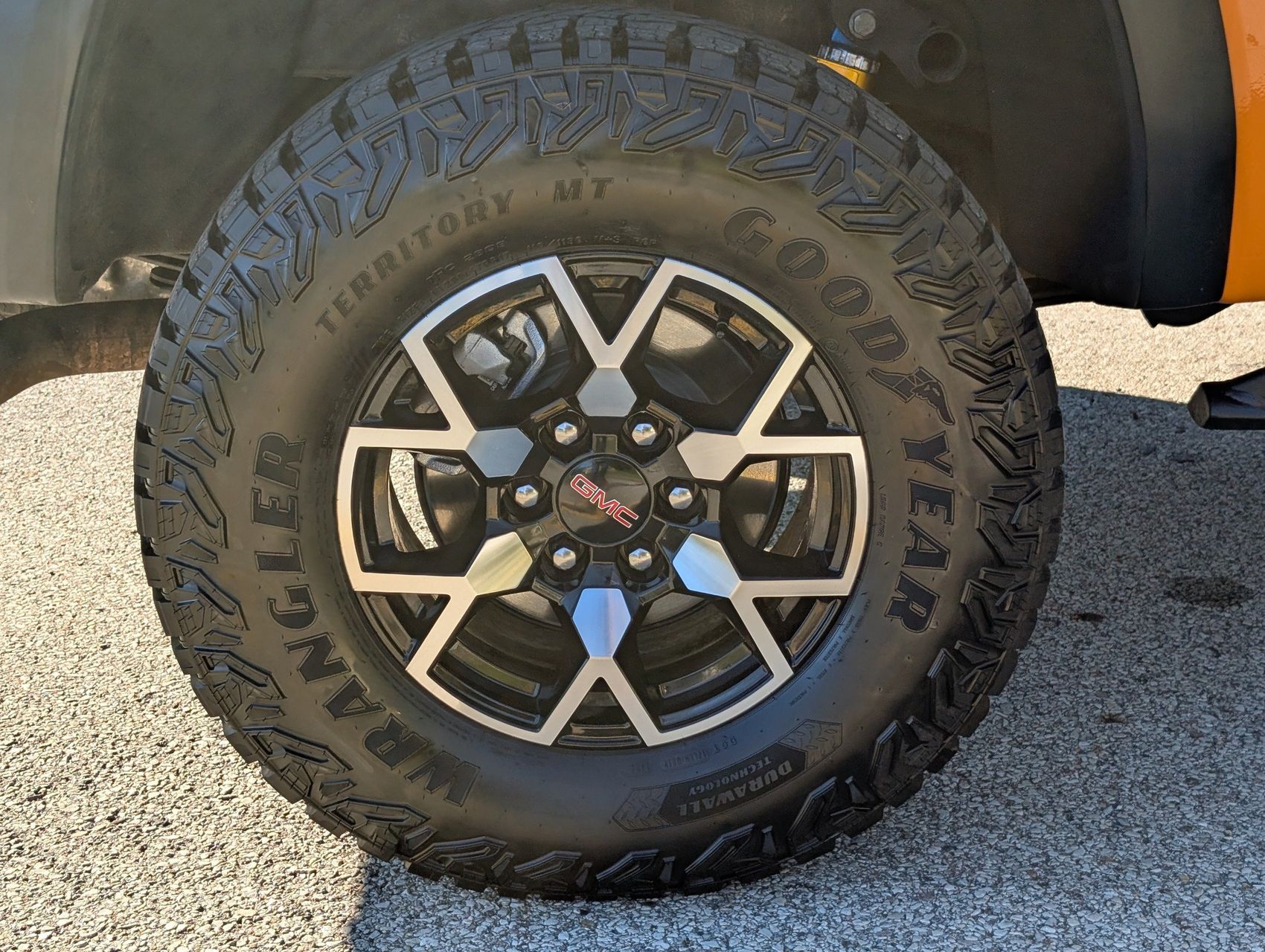 2025 GMC Canyon 29